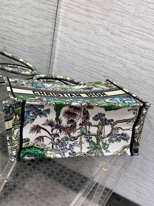 D*or book tote
