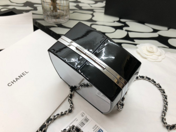 CL VANITY BOX