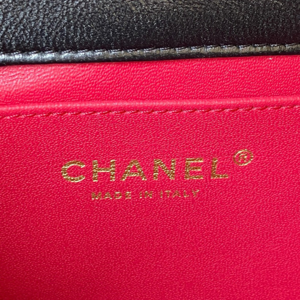 CL MINI FLAP BAG