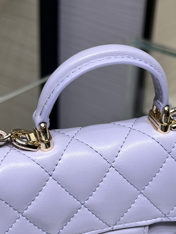 CL FLAP COIN PURSE WITH CHAIN