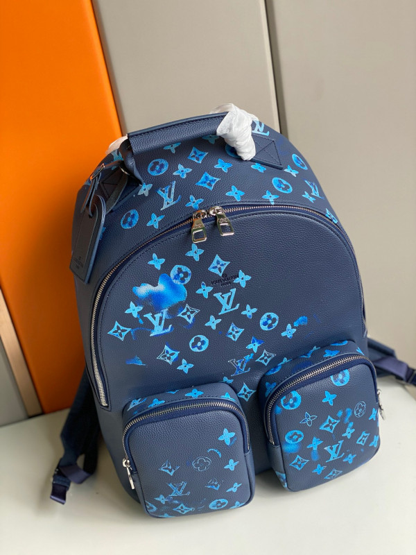 l**is V*t*n backpack multipocket