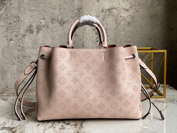 l**is V*t*n bella tote