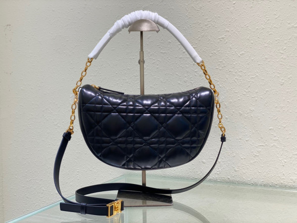 D*or medium vibe hobo bag