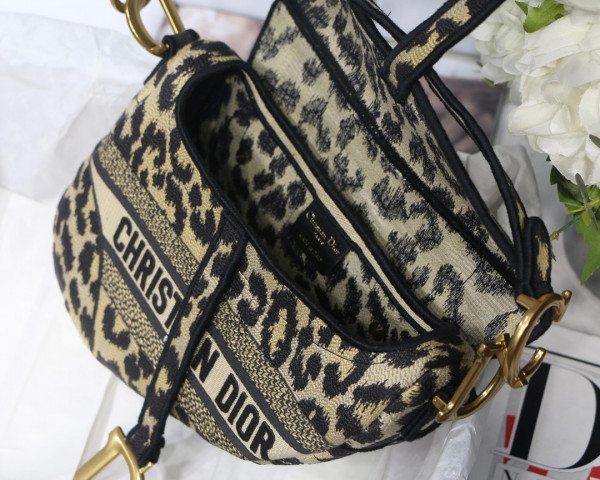 D*or saddle bag