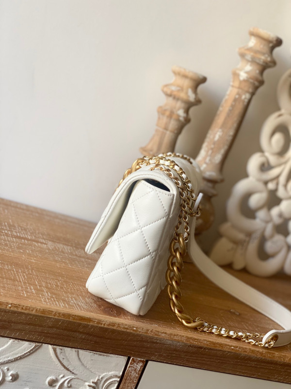 CL FLAP BAG