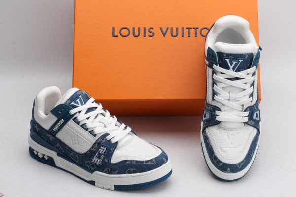 l**is V*t*n trainer sneaker