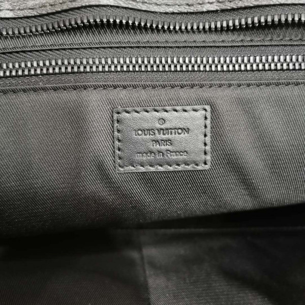 l**is V*t*n sac plat horizontal zippe
