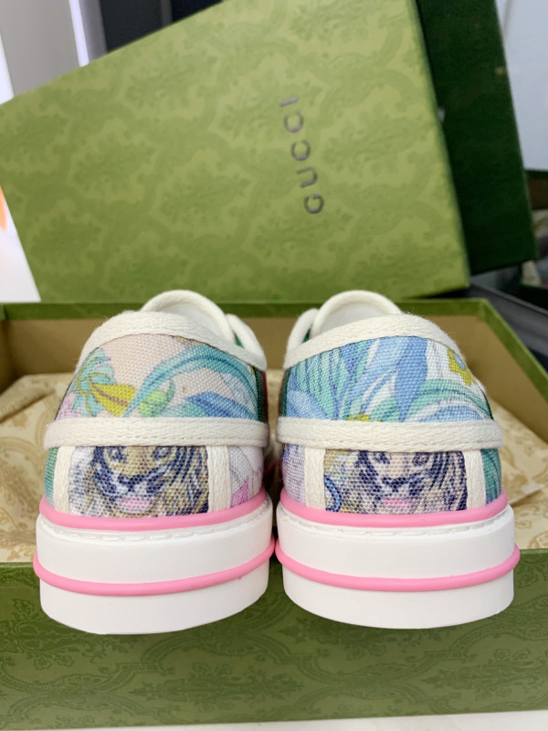 G*u*i tennis 1977 sneaker