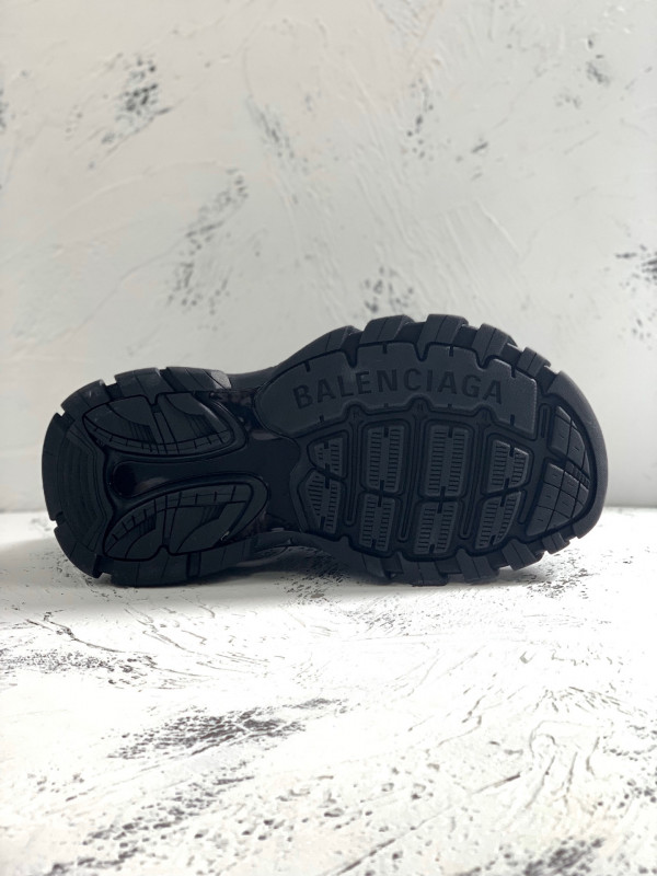 Ba*len*cia*ga track sandal
