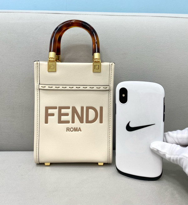 F**di mini sunshine shopper-13-18-6.5cm