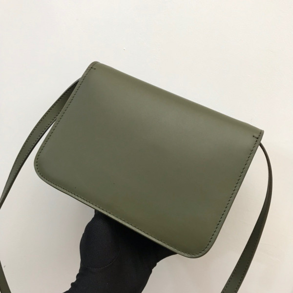 B**rry small tb bag