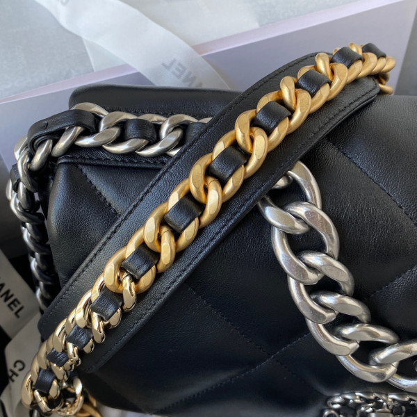 CL 19 FLAP BAG