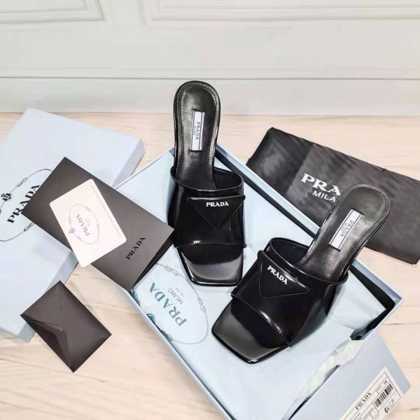 Pra*a brushed leather mid-heeled slides