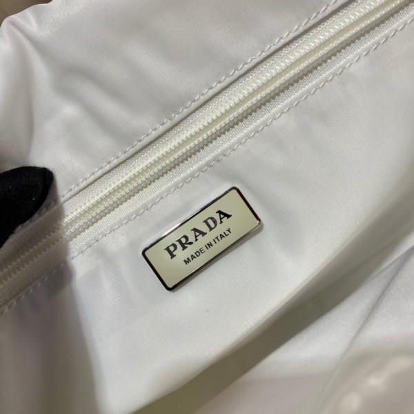 Pra*a medium padded nylon shoulder bag