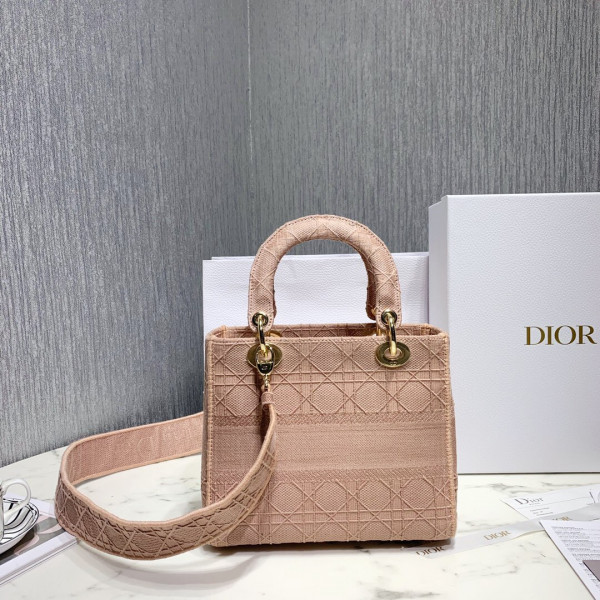 LADY D-LITE EMBROIDERED CANNAGE BAG