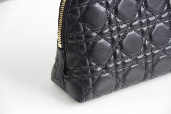 D*or caro beauty pouch