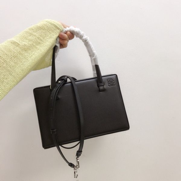 LOEWE POSTAL BAG