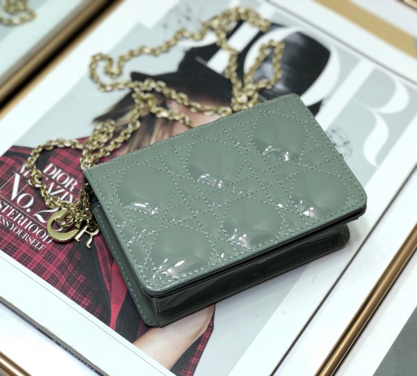 lady D*or nano pouch