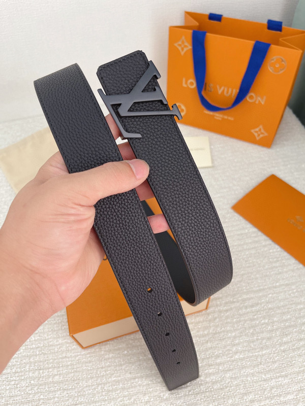 l**is V*t*n belt