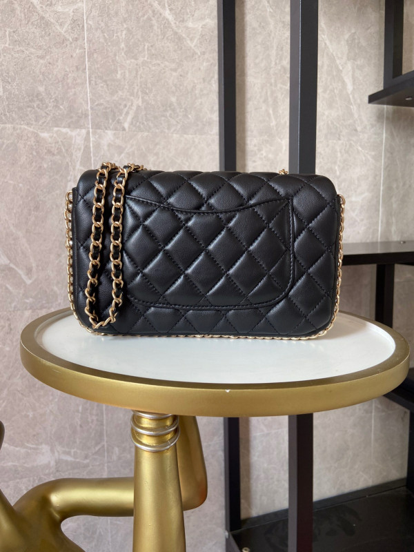 CL FLAP BAG