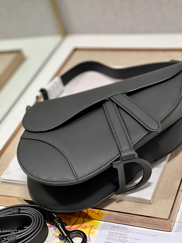 D*or saddle bag with strap