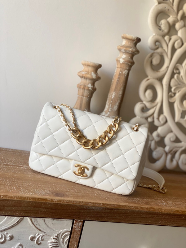 CL FLAP BAG