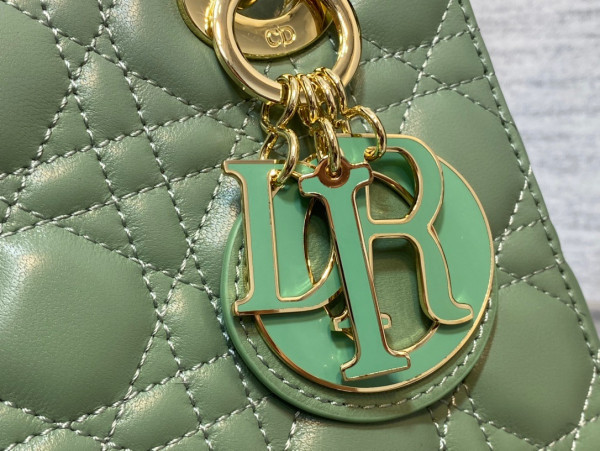lady D*or small-20-16.5-8cm