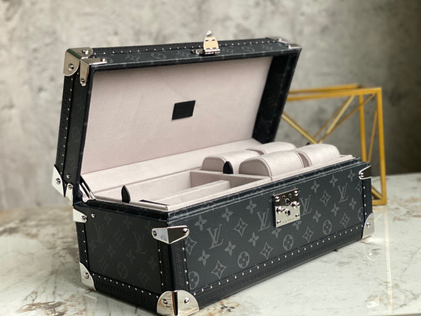 l**is V*t*n coffret accessoires