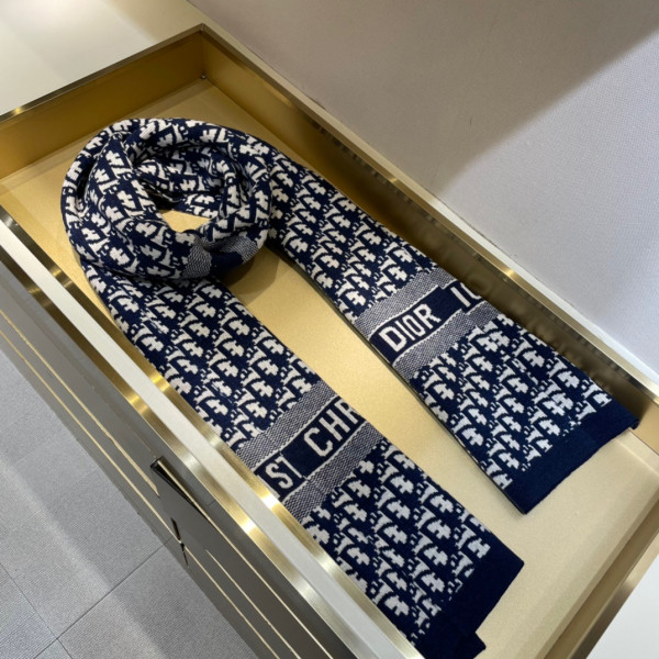 D*or scarf