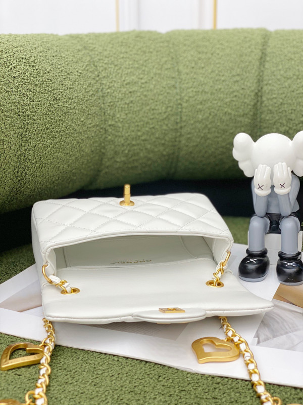 CL MINI FLAP BAG
