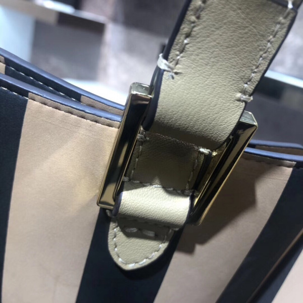 F**di peekaboo bag