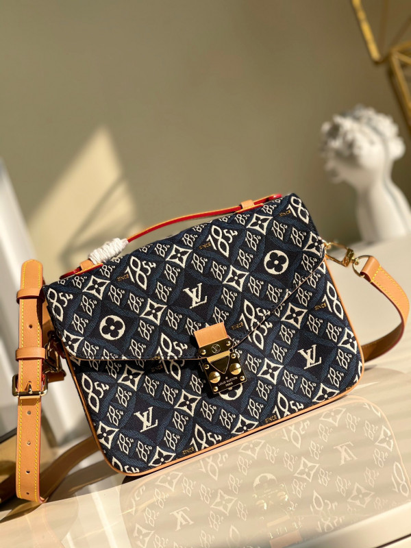 l**is V*t*n since 1854 pochette mÉtis