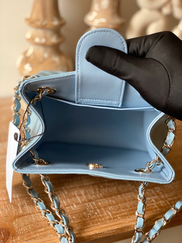 CL BUCKET BAG
