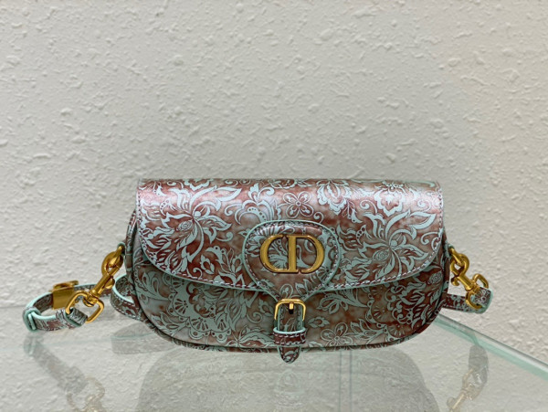 D*or bobby east-west bag