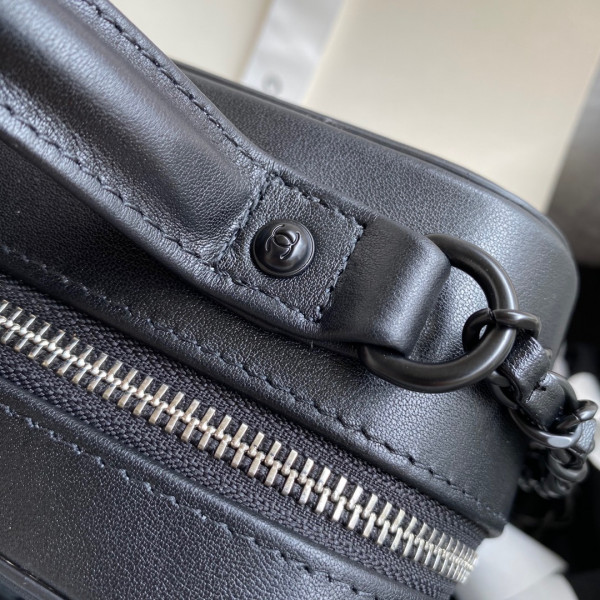 CL VANITY CASE