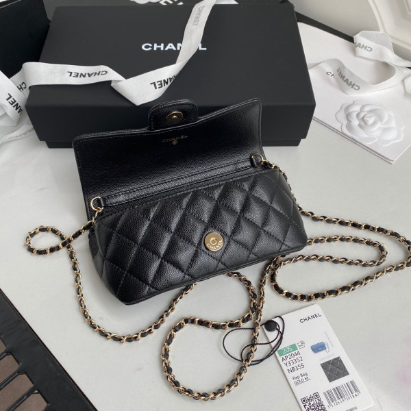 CL GLASSES CASE WITH CLASSIC CHAIN