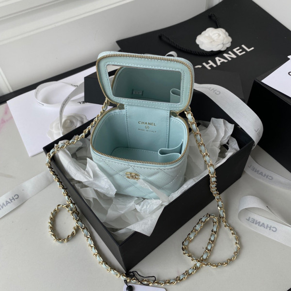 CL SMALL VANITY WITH CHAIN