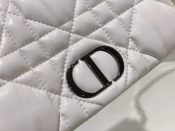D*or caro macrocannage pouch