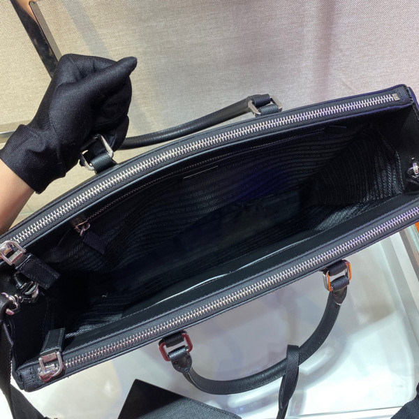 Pra*a galleria saffiano bag