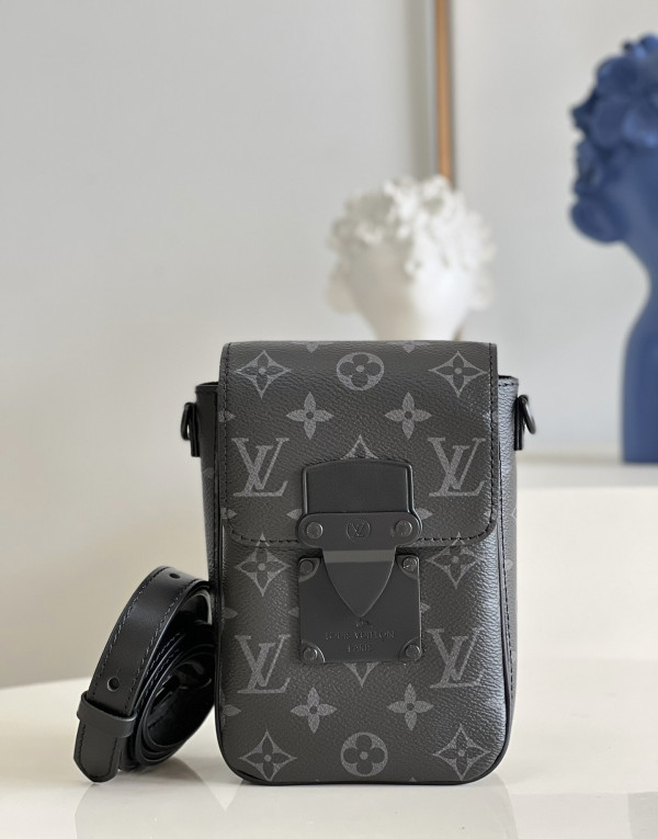 l**is V*t*n s-lock vertical wearable wallet