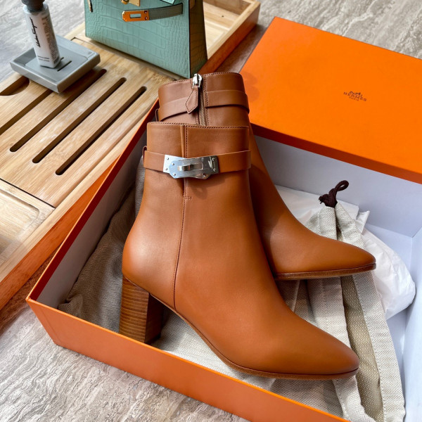 H**mes boots