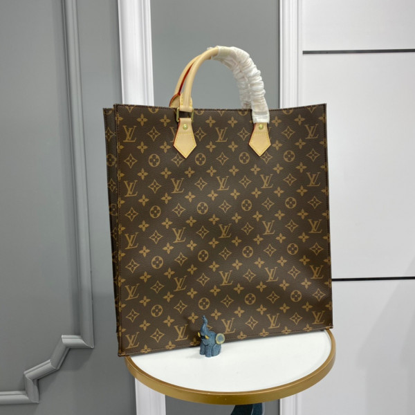 l**is V*t*n sac plat