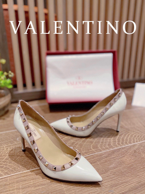 VALENTINO ROCKSTUD HIGH HEELS