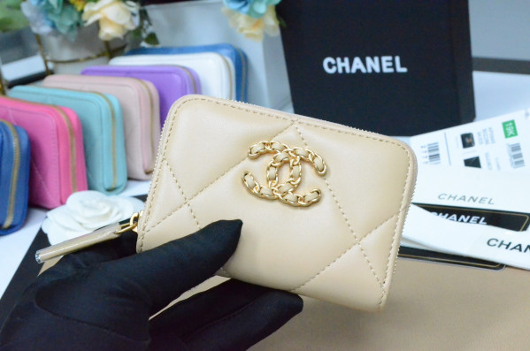 CL 19 ZIPPED COIN PURSE