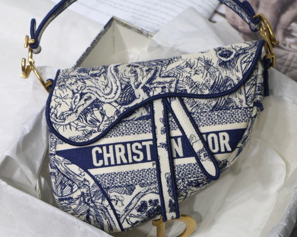 D*or saddle bag
