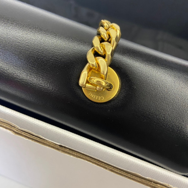 Ce**e chain bag triomphe