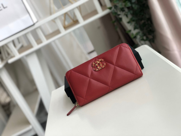 CL 19 ZIPPED WALLET