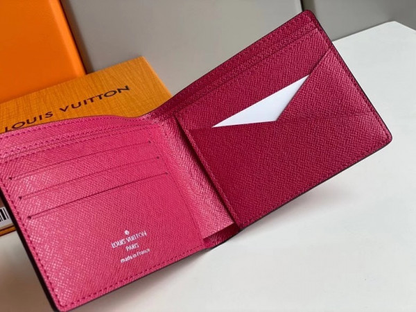 l**is V*t*n multiple wallet