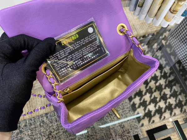 CL MINI FLAP BAG