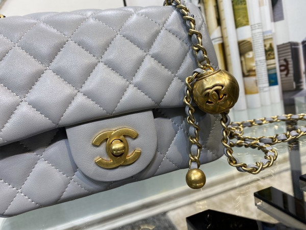 CL MINI FLAP BAG